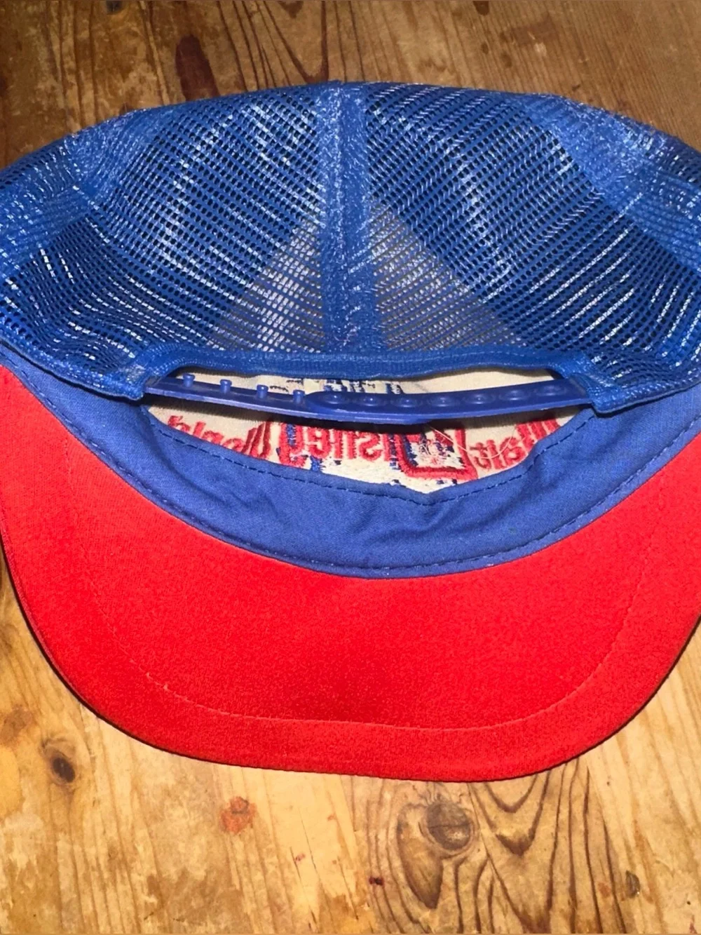 Vintage Walt Disney World Trucker Hat SnapBack Cap 80s Blue Red